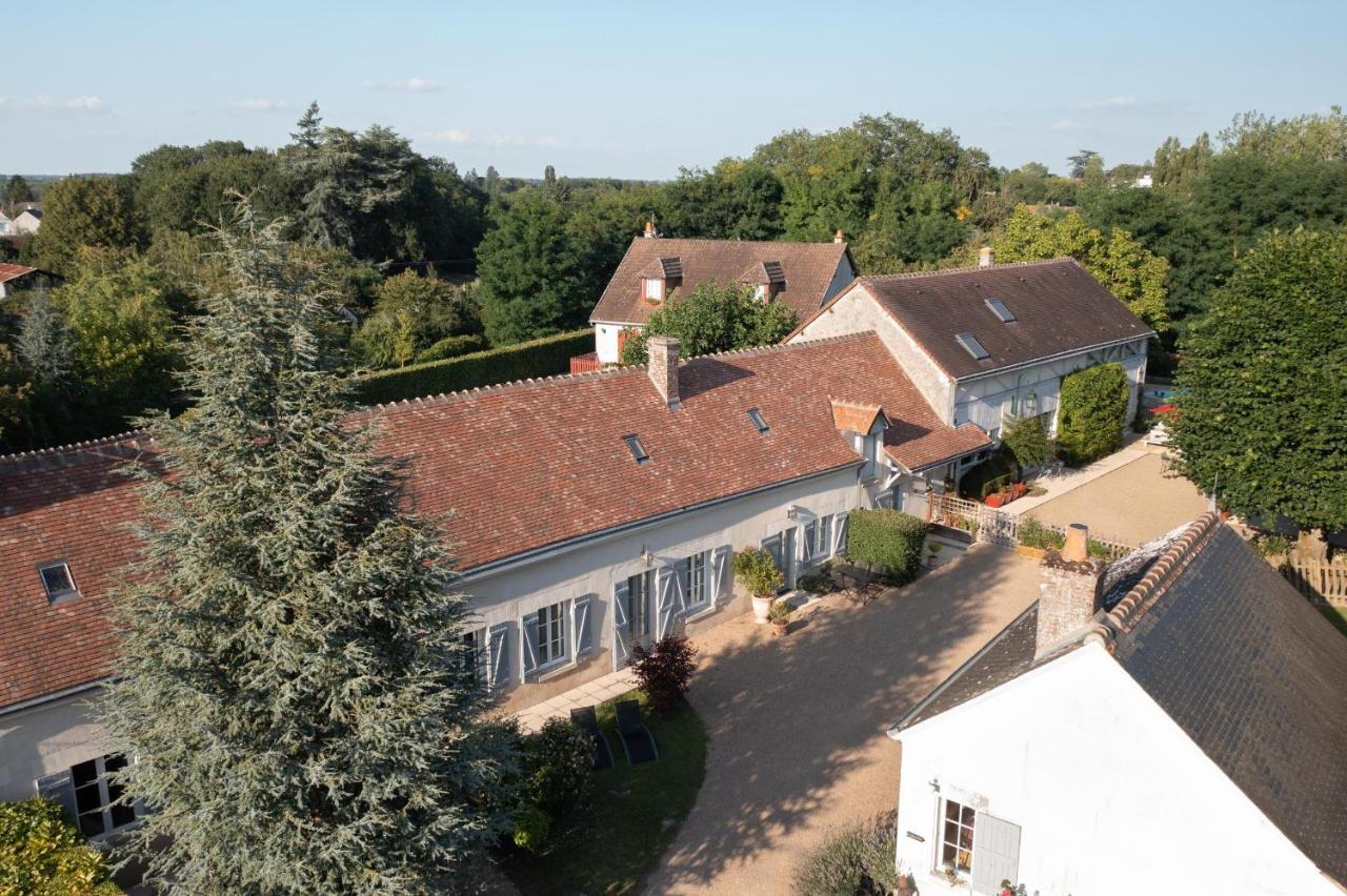 Le Clos De La Rousseliere Francueil Bagian luar foto