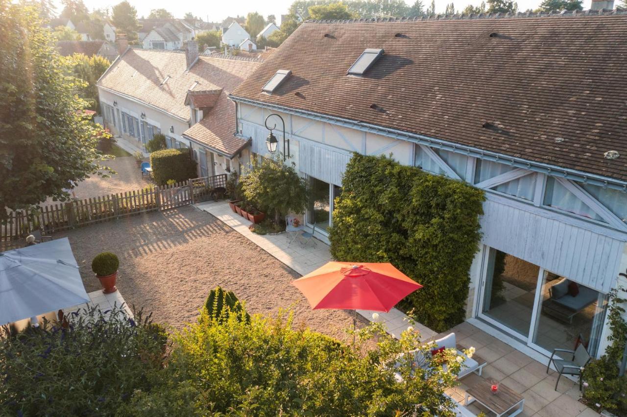 Le Clos De La Rousseliere Francueil Bagian luar foto