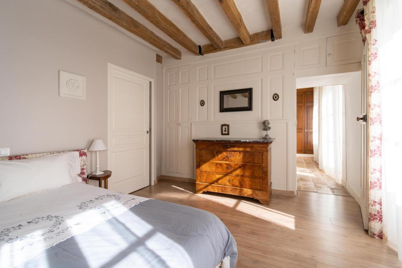 Le Clos De La Rousseliere Francueil Bagian luar foto