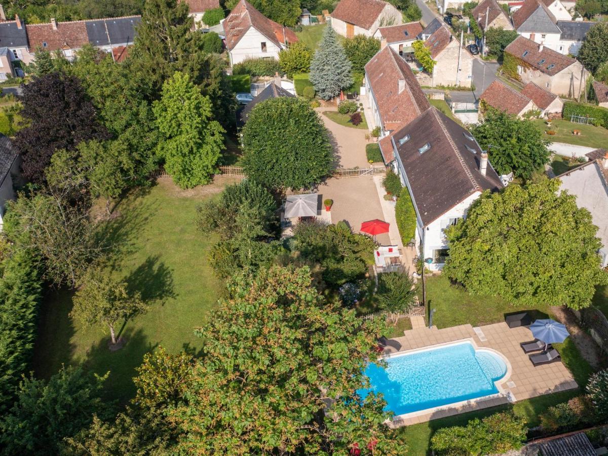 Le Clos De La Rousseliere Francueil Bagian luar foto